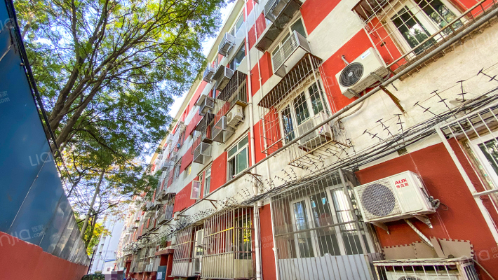 酱油厂宿舍楼外景图