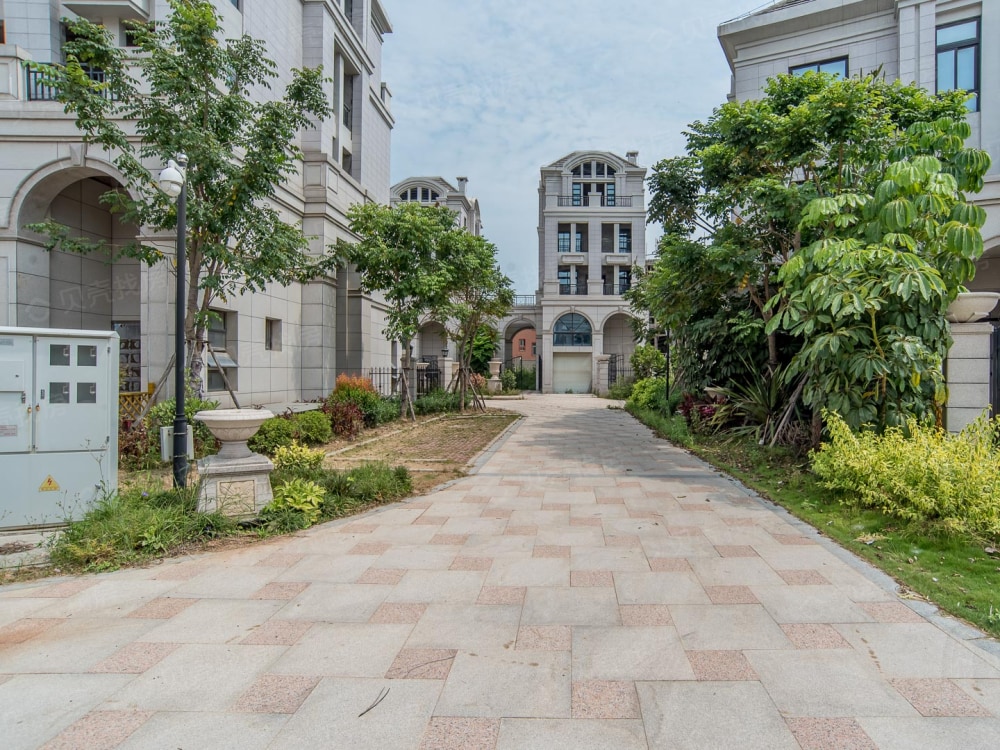 绿创铂悦府实景图