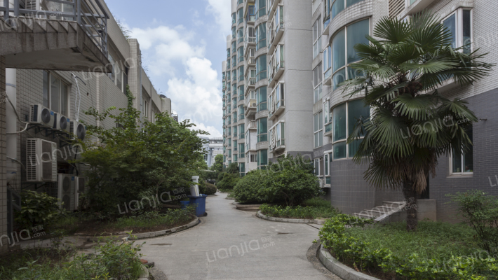 枫情佳园 外景图