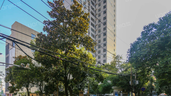 省工行住宅小区外景图