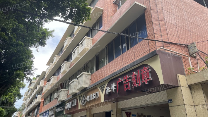 和平路44号院外景图