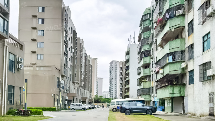 青湾花园外景图