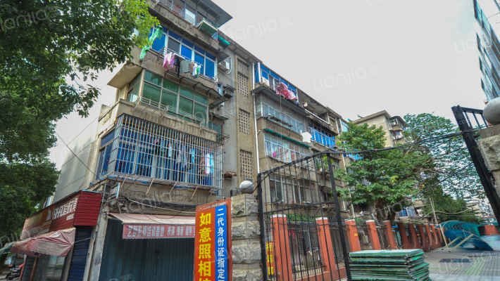 十二中宿舍外景图