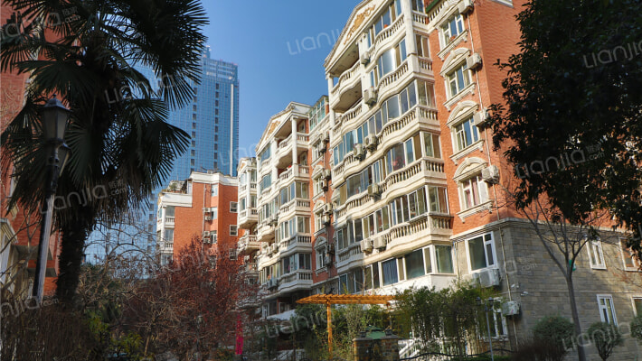 鸿景花园外景图