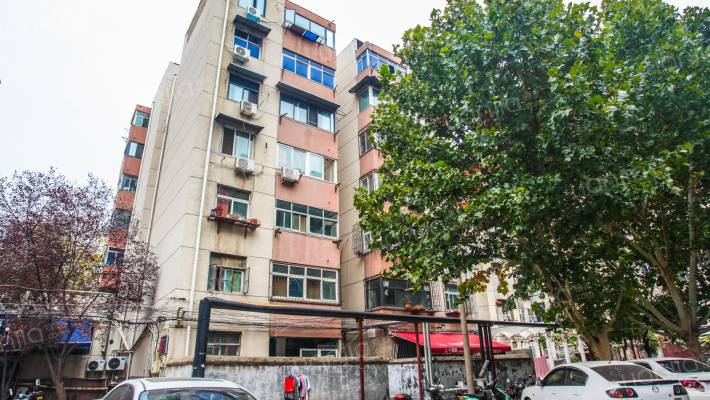 南福华街住宅小区外景图