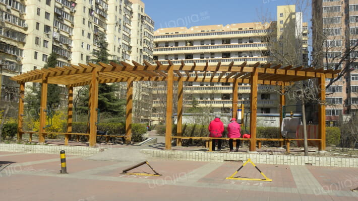 兴隆胡同外景图