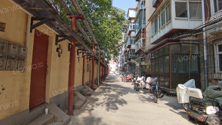 颐康小区外景图