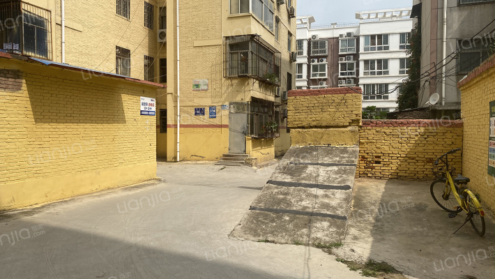 汽车队兽医院改造区外景图