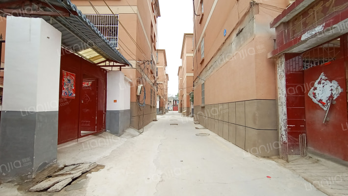 经贸委家属院外景图