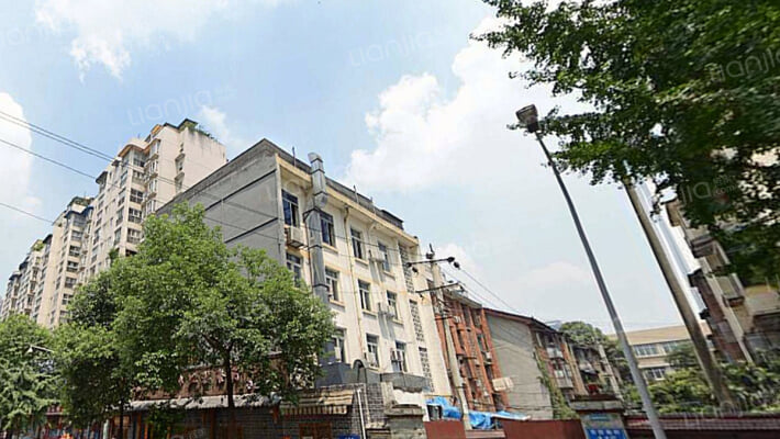 东较场街116号外景图