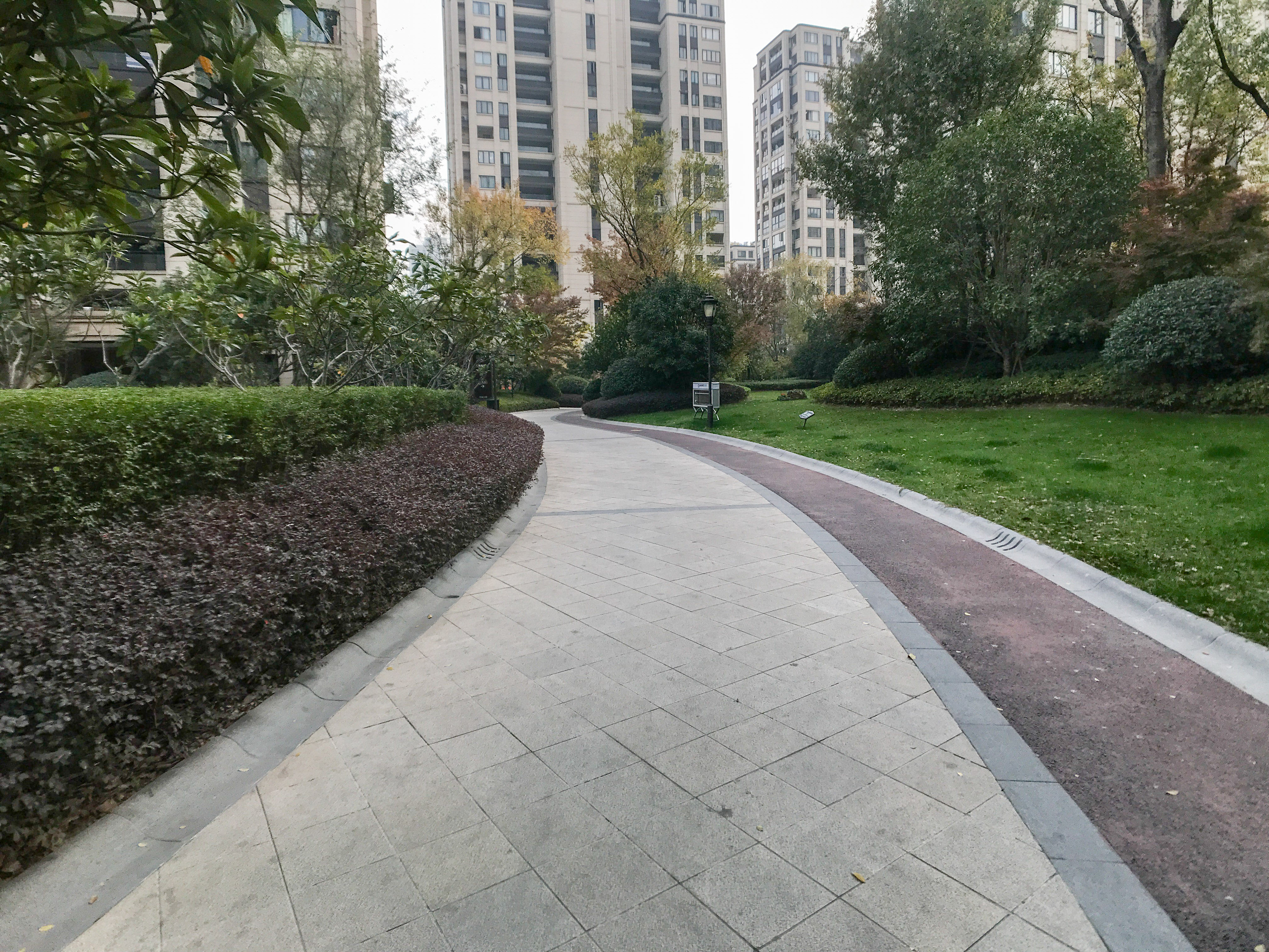 德信大家钱江府小区实景 42