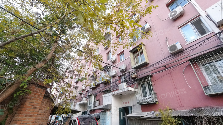 炮局头条外景图