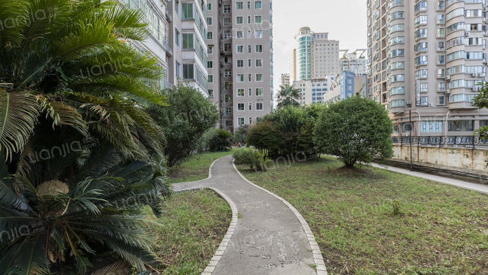 富水花园外景图