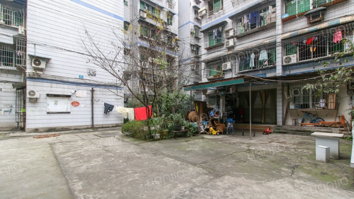 崇文小区外景图