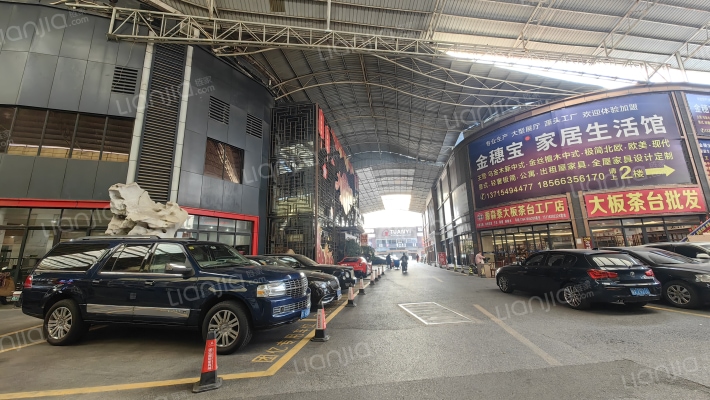 乐从镇沙滘社区居民委员会广湛公路顺联世纪家私城外景图