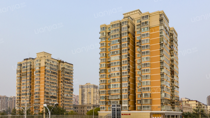 西革新里112号院外景图