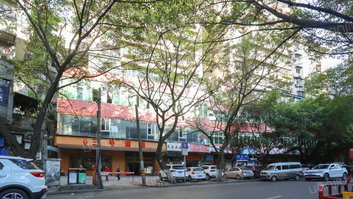 华德小区外景图