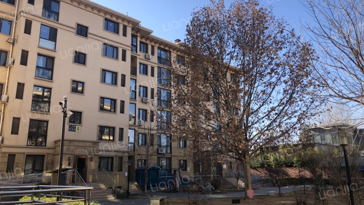 田园牧歌外景图