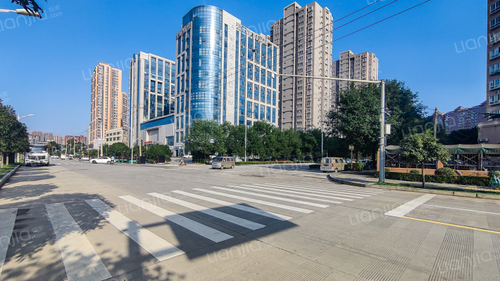 崇立万汇中心外景图