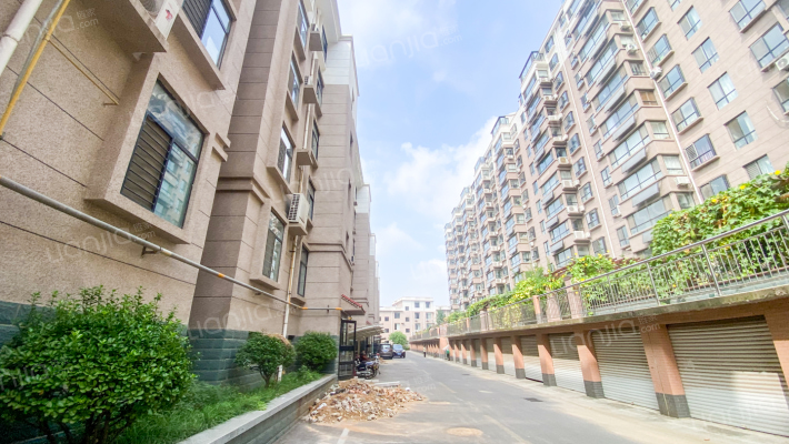 莲河家园外景图