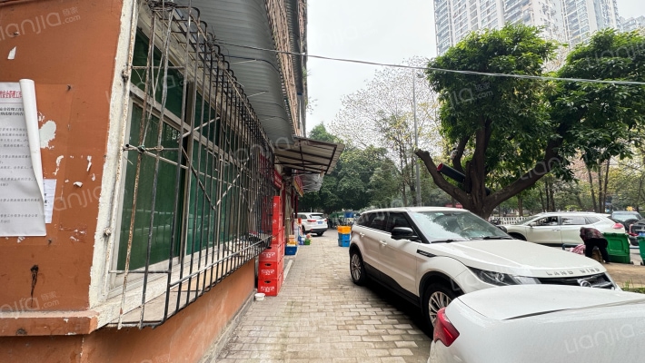 小龙坎正街333号附26号外景图