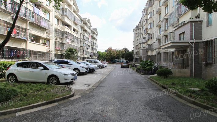 鑫唐绿波庭外景图