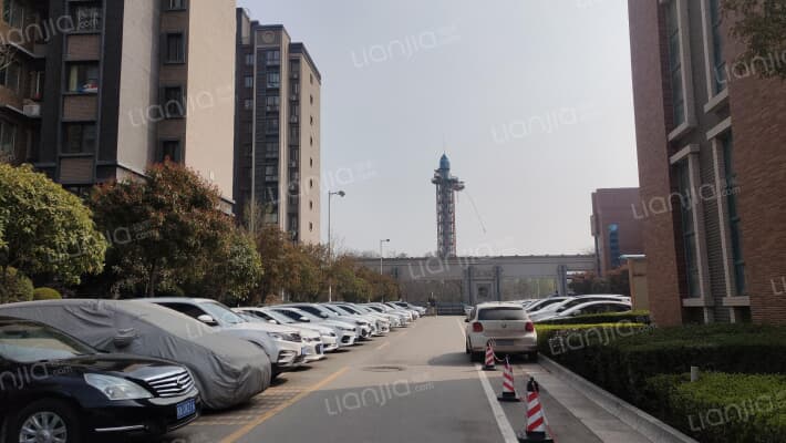 长庆湖滨花园外景图