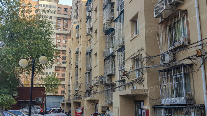 新苑街10号院外景图