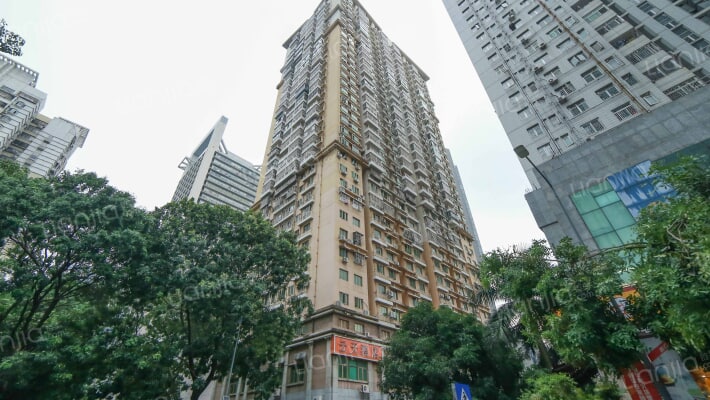 华富大厦外景图