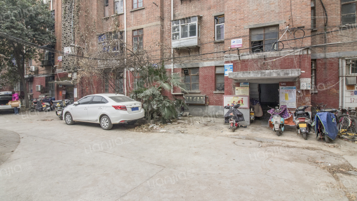 南阳路97号院外景图