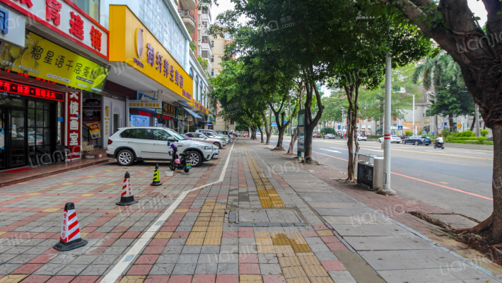 鸿怡大厦外景图