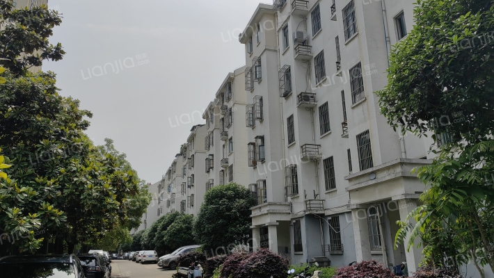 八里岗小区外景图