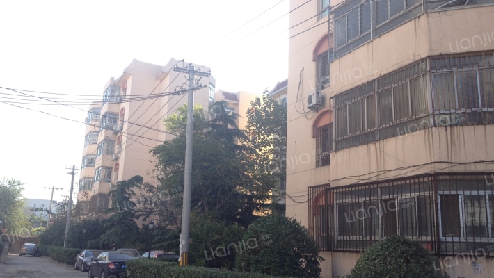 育菲园东里外景图