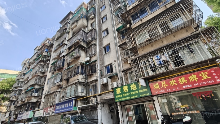 海华花园外景图