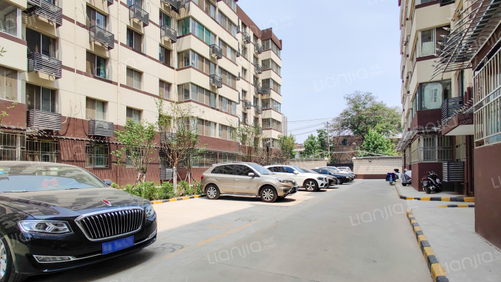 金牛小区外景图