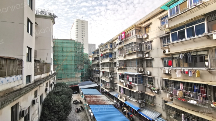 中都广场外景图