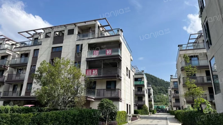 绿地麓湖郡外景图