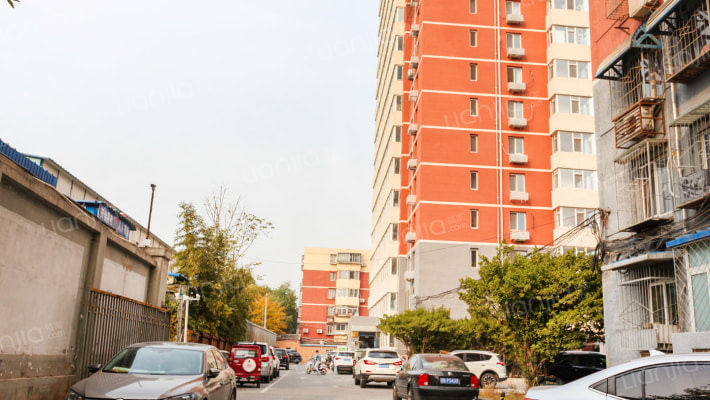 小红庙南里外景图