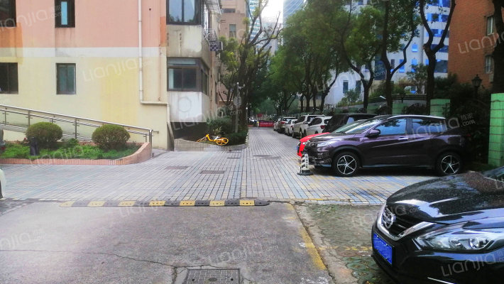 富源公寓外景图