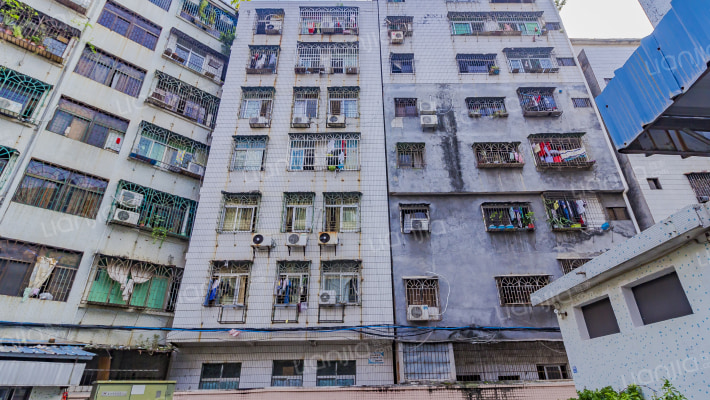 河南岸医院住宅小区外景图