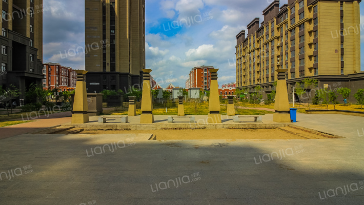 东安白金首府一期外景图