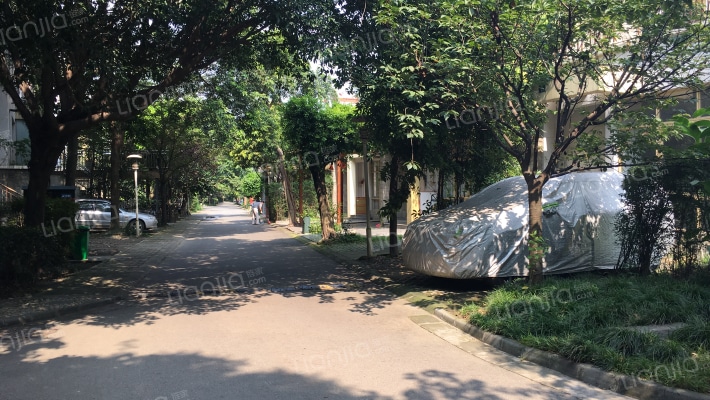 和贵馨城外景图