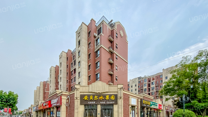 好莱坞小区外景图