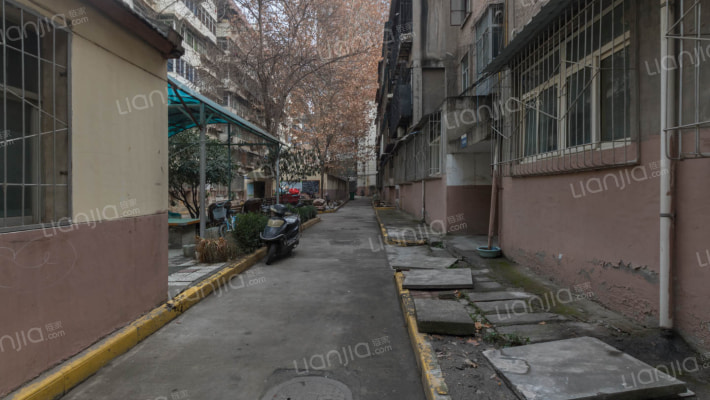 陕西建设技师学院1-4号楼家属院外景图