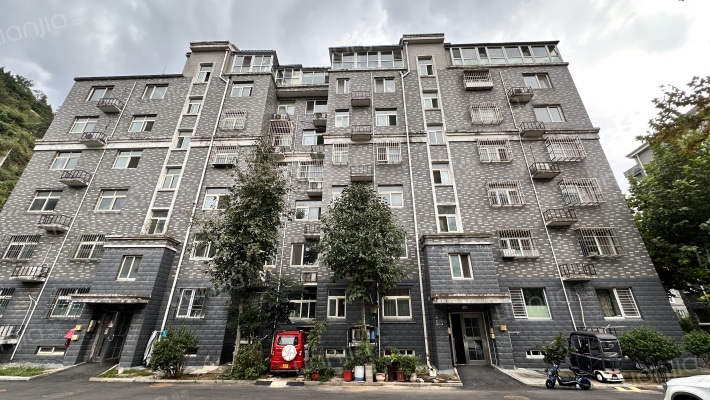 山水家园外景图