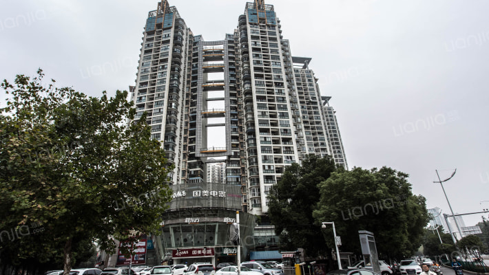 金色华府外景图