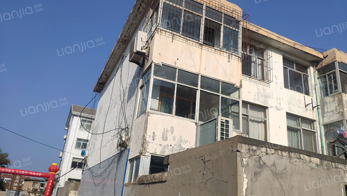 网通宿舍楼外景图