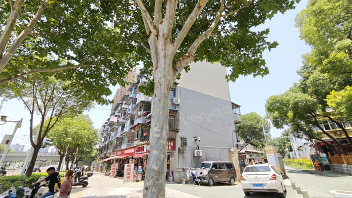 车站前路9到11号外景图