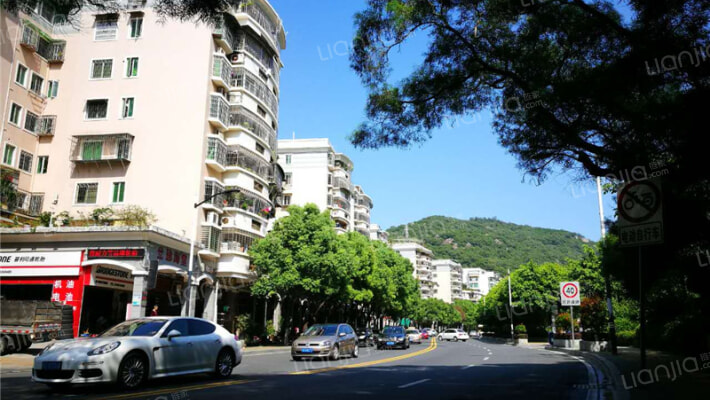 文屏山庄外景图