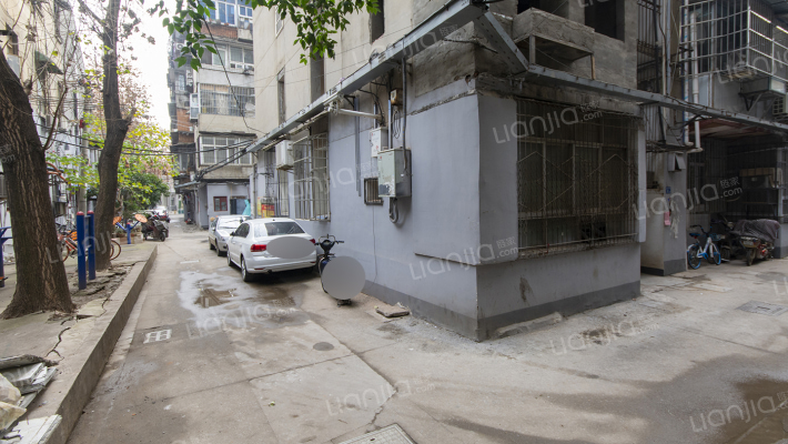 洞庭巷8号外景图